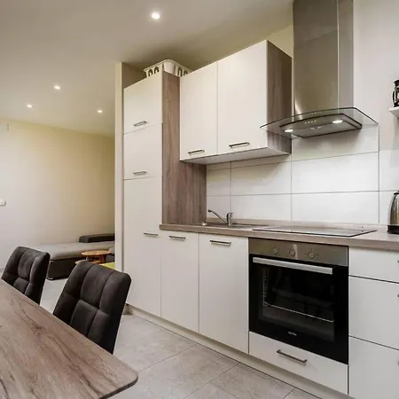 Ulika By Briskva Apartamento Višnjan