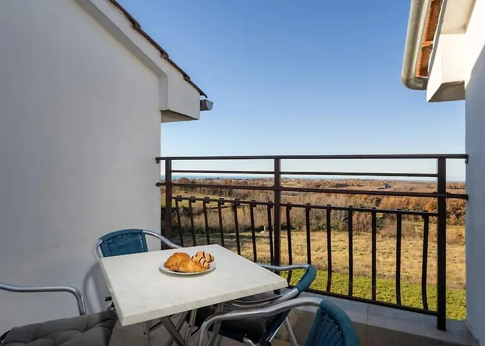 Ulika By Briskva Appartement Višnjan