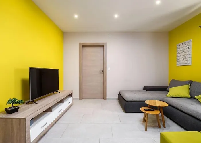 Ulika By Briskva Appartement *